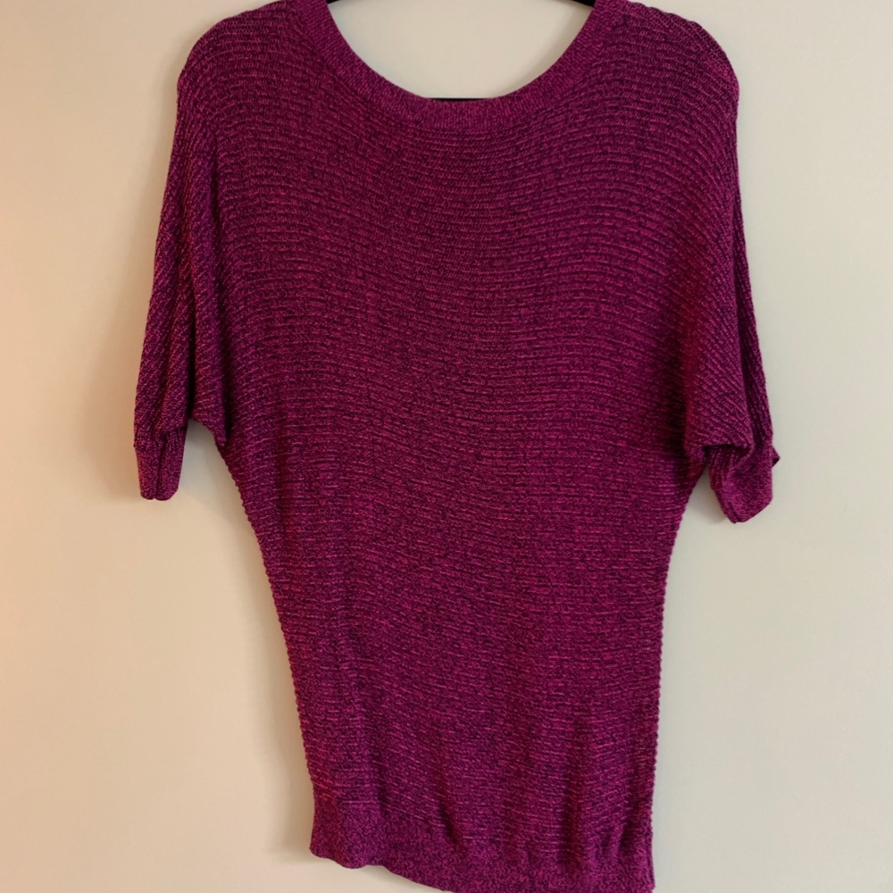EXPRESS Women's Top - Picture 3 of 3